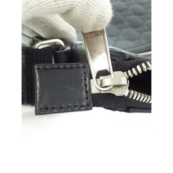 Gucci Signature Messenger Bag Shoulder - Picture 7 of 9